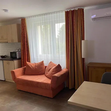 Lägenhet Aurora Beta Apartman's Bük