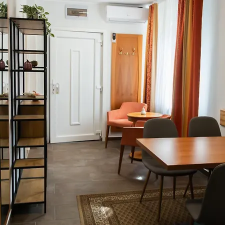 Aurora Beta Apartman's