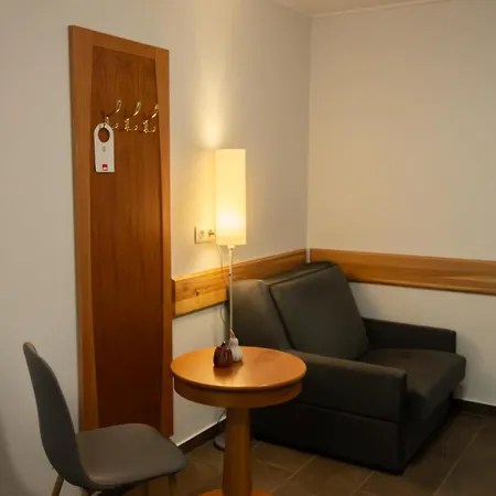 Aurora Beta Apartman's Apartment *