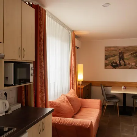 Aurora Beta Apartman's Apartment Buk