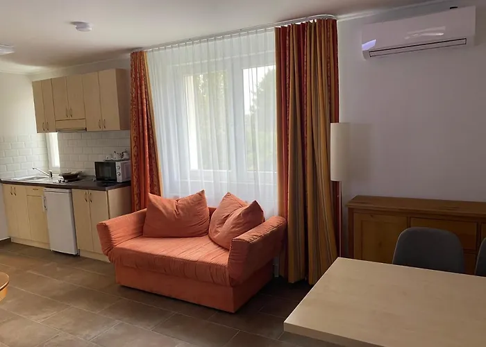 Apartment Aurora Beta Apartman's Buk