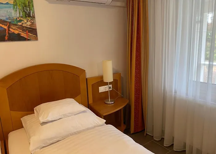 Aurora Beta Apartman's Apartment *